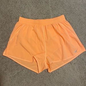 Alo yoga shorts with inner lining